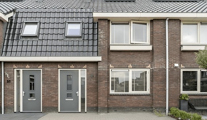 Kamer | 98m² | €1995,-