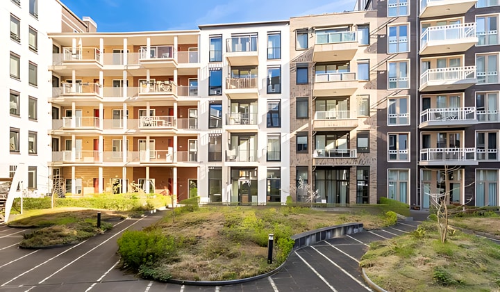 Appartement met tuin, balkon en gemeubileerd