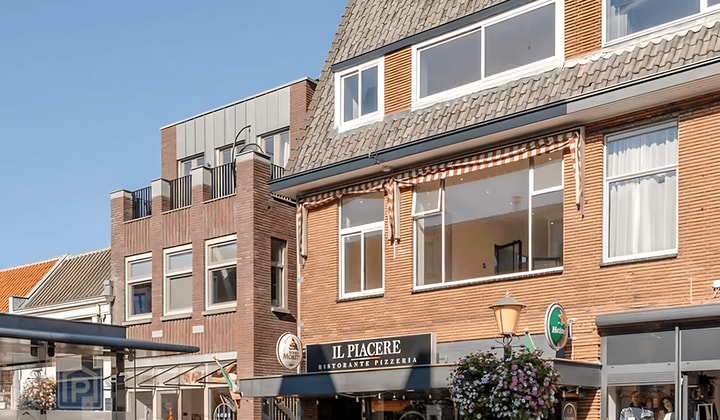 Appartement · 140 m² · €3750,-