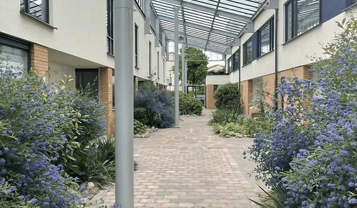 Tussenwoning met tuin en wasmachine