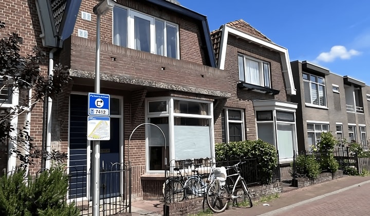 Studentenkamer met balkon en gemeenschappelijke tuin