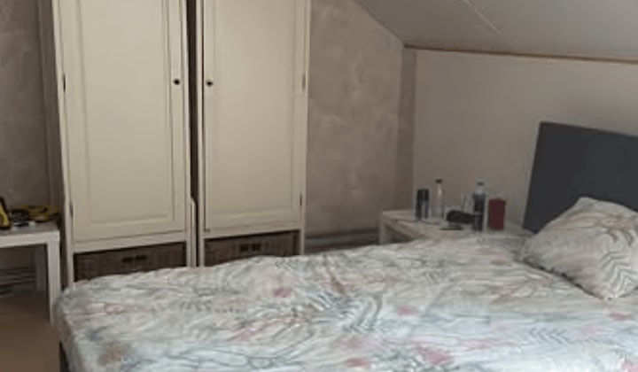 Kamer | m² | €700,-