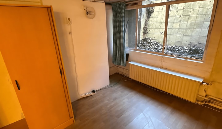 Studio gestoffeerd met tuin en wasmachine