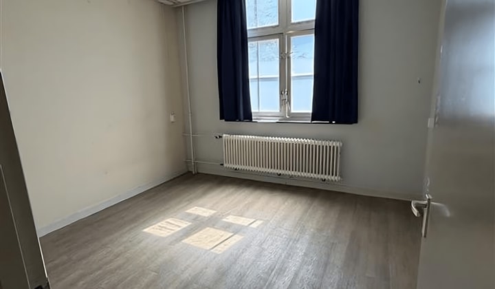 Studio | 40m² | Provincialeweg Oost | €600,-