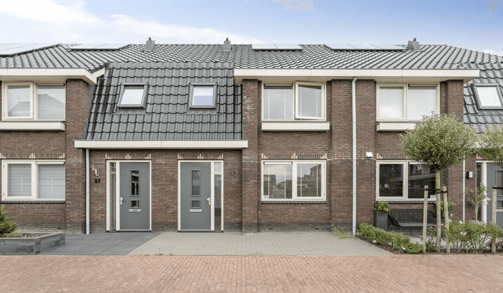 Kamer | 98m² | €1995,-