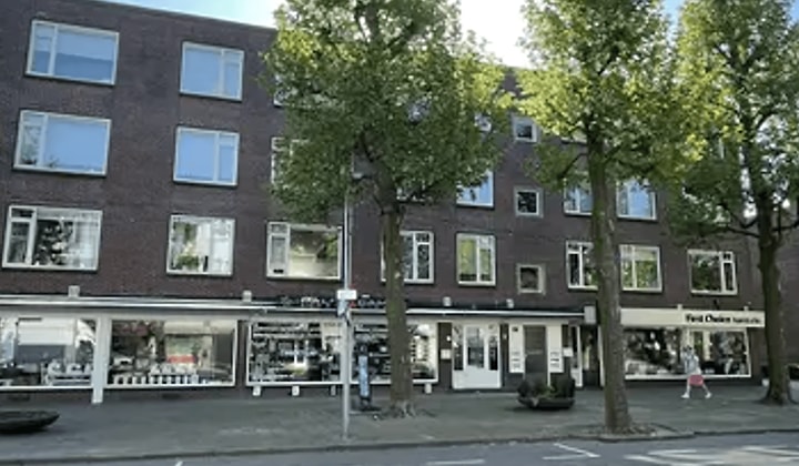 Kamer | 77m² | €975,-