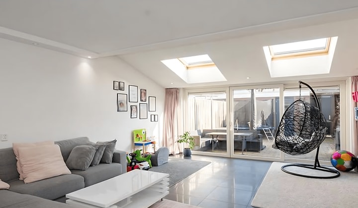 Kamer | 110m² | €2750,-