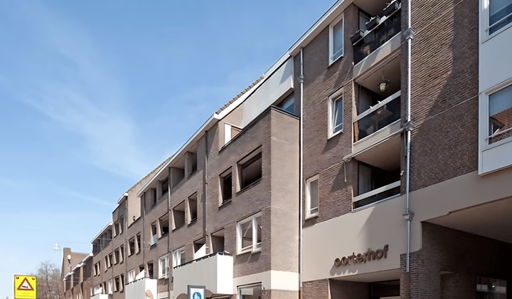 Appartement met balkon en parkeergelegenheid in centrum