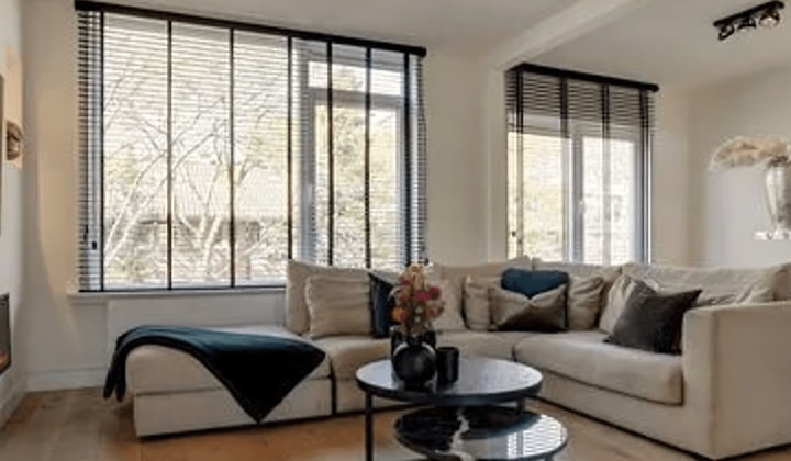 Kamer | 110m² | €2650,-
