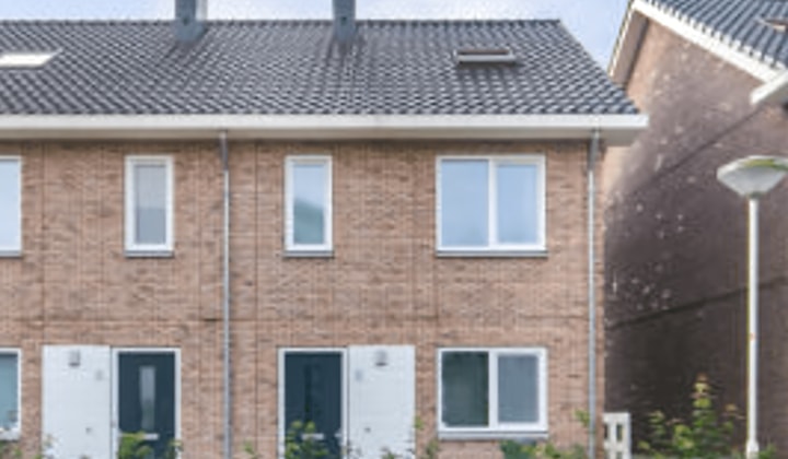 Huis | 125m² | €2160,-