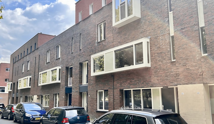 Huis | 122m² | St.-Pietersberg | €2465,-