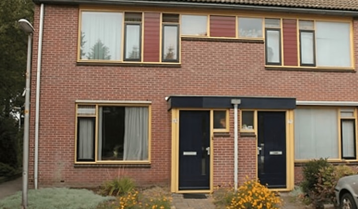 Huis · 81 m² · €933,-