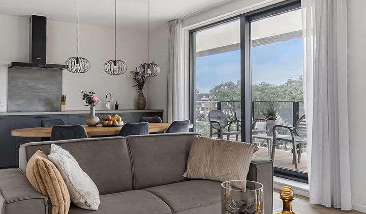 Kamer | 75m² | €2296,-