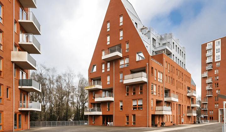 Kamer | 87m² | €1215,-