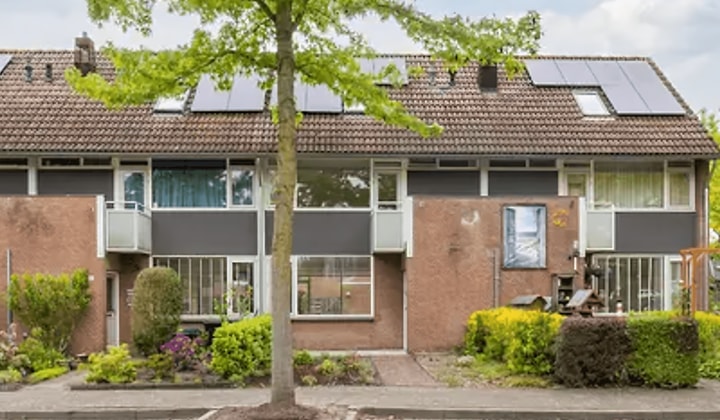 Huis | m² | €1650,-