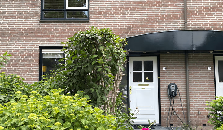 Huis | 122m² | €2850,-