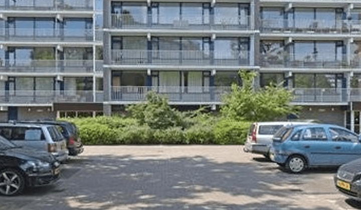 Gemeubileerd appartement met balkon