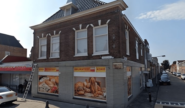 Gestoffeerd appartement met dakterras en wasmachineaansluiting