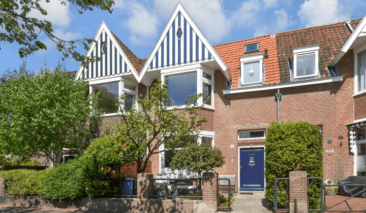 Huis · 167 m² · €4800,-