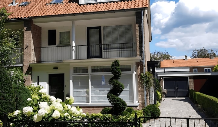 Huis | 120m² | €2250,-