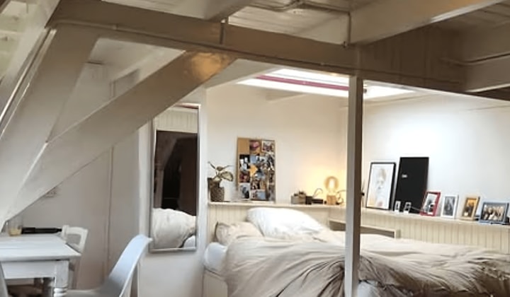 Kamer met ingebouwd bed en inclusief kosten