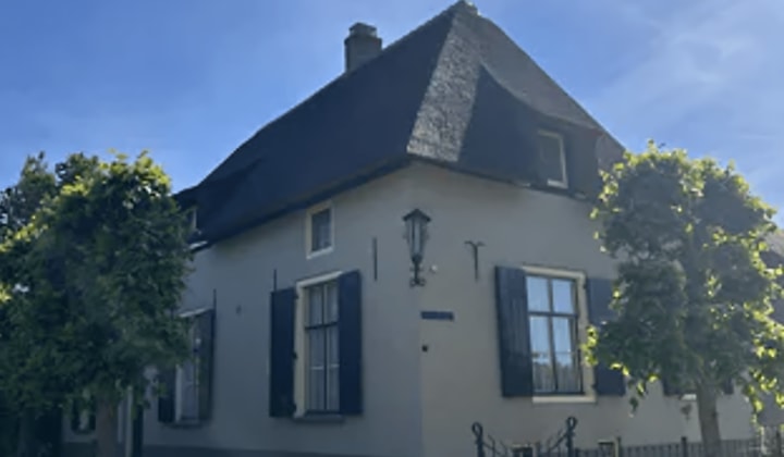 Kamer | 83m² | €1200,-