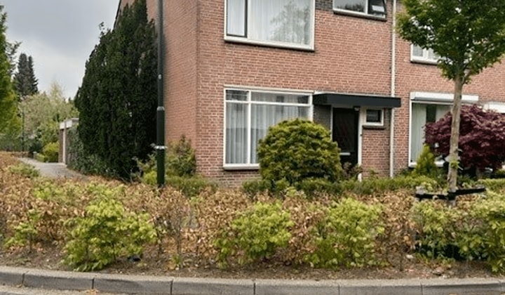 Huis | 125m² | €2095,-