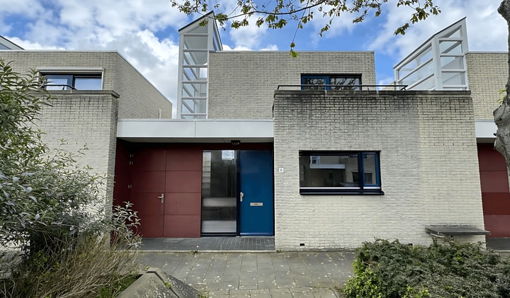 Huis | 120m² | €2395,-