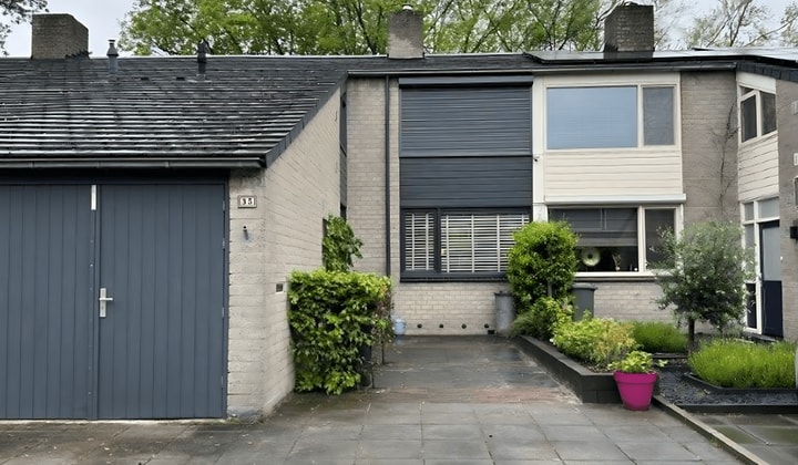 Huis | 119m² | €2150,-