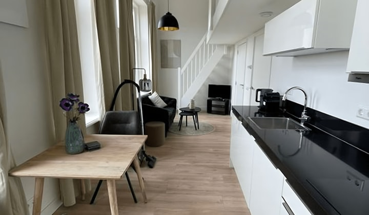 Gemeubileerd 1-slaapkamer appartement met wasmachine en inclusief prijs in centrum