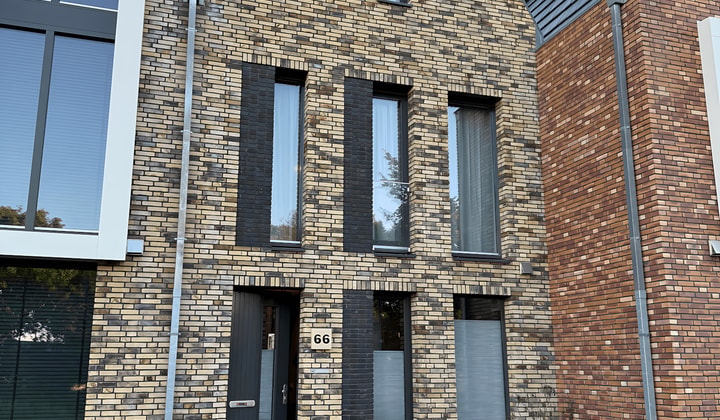 Huis | 130m² | €2495,-