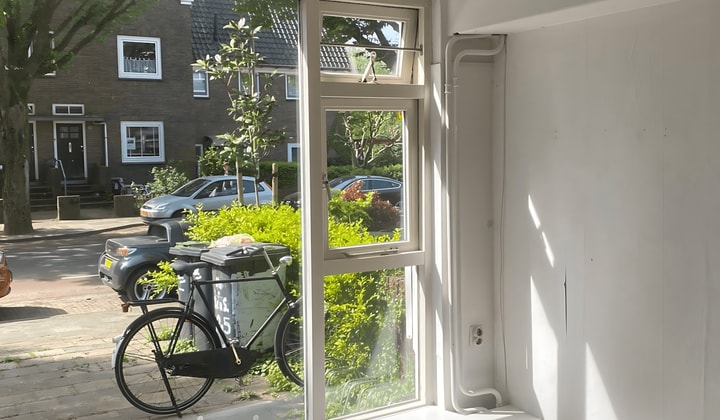Studentenkamer met tuin en wasmachine