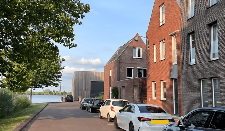 Huis | 166m² | €2950,-