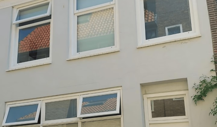 Gemeubileerde studio met servicekosten inbegrepen