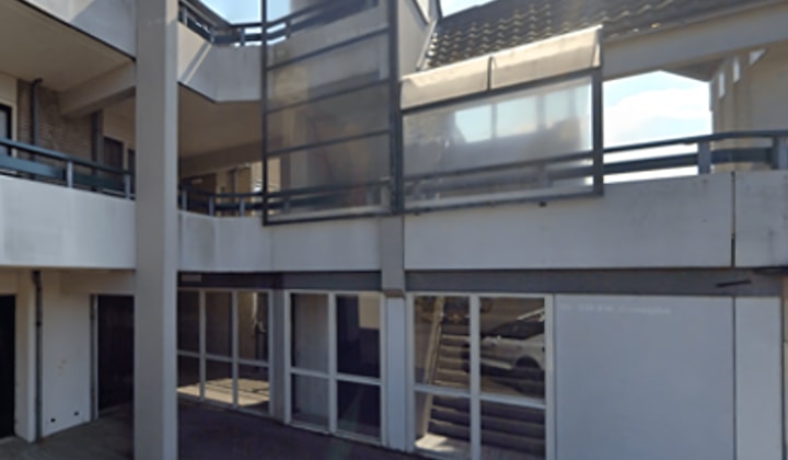 Appartement zonder lift met balkon en berging