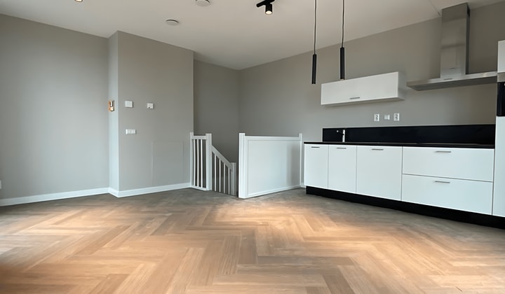 Kamer | 76m² | €2550,-
