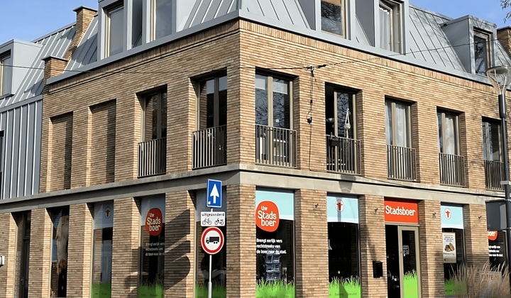 Studio · 32 m² · €884,-