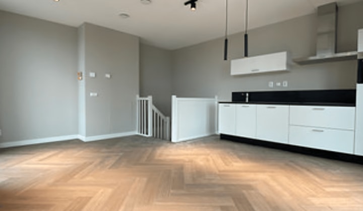 Huis | 76m² | €2550,-