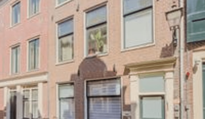 Kamer | 75m² | €1950,-