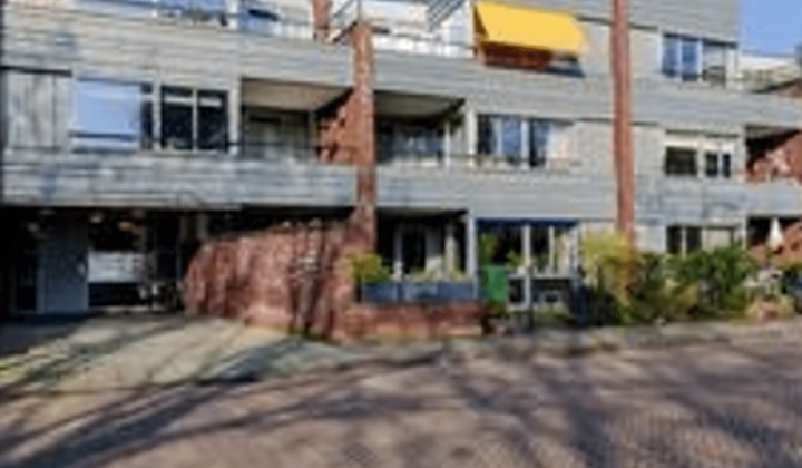 Kamer | 77m² | €1900,-