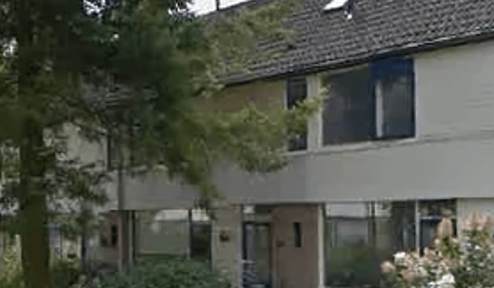 Kamer | 80m² | €1228,-