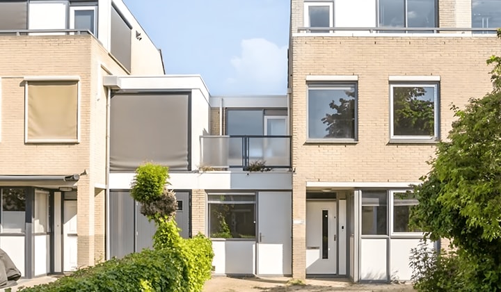 Kamer | 153m² | €3230,-