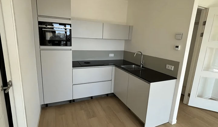 Kamer | 91m² | €2155,-