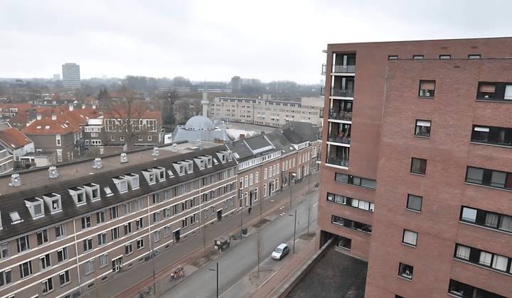 Appartement | 94m² | €2010,-