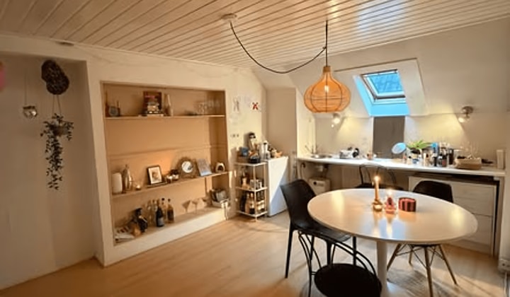 Kamer | 24m² | €540,-