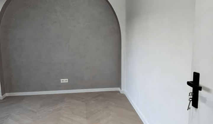 Kantoor · 12 m² · €650,-