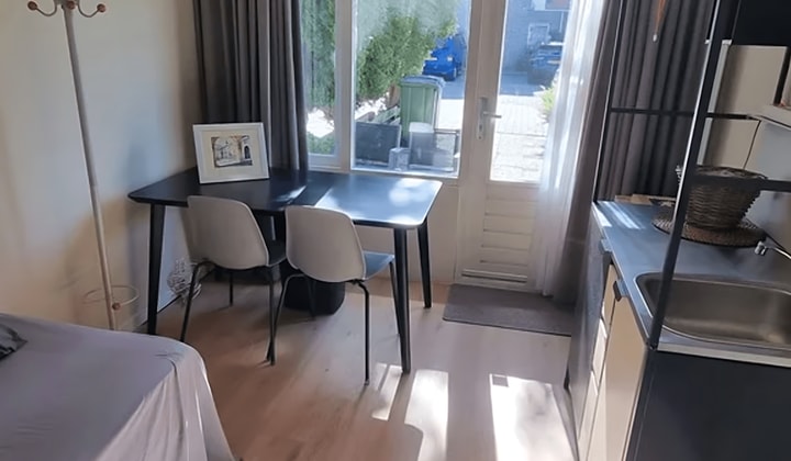 Gemeubileerd tijdelijk appartement met slaapkamer en all-in prijs