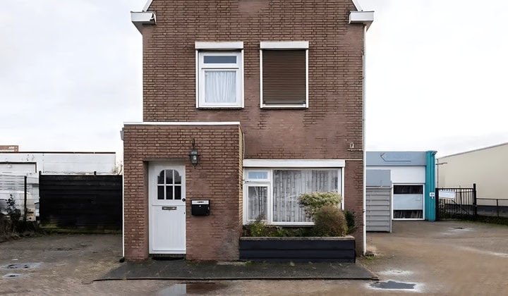 Huis | 125m² | €2100,-