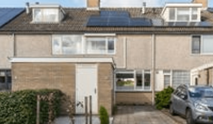 Kamer | 122m² | €2600,-