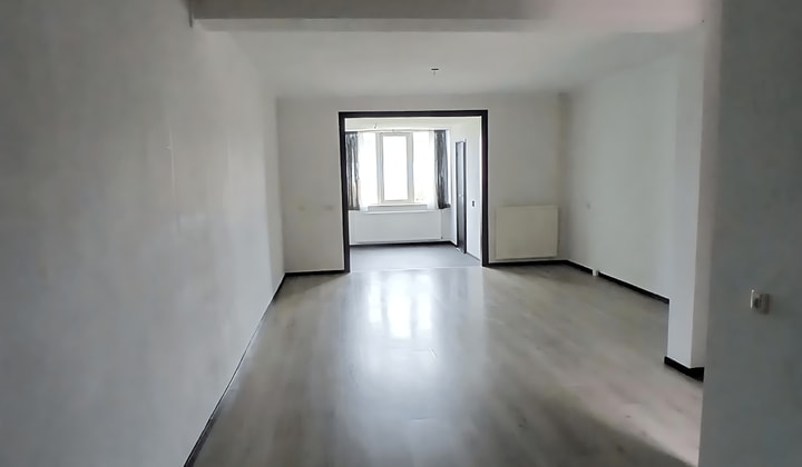 Huis | 100m² | €205,-